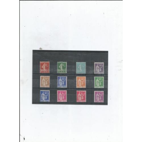 SERIE DE TIMBRES DE FRANCE